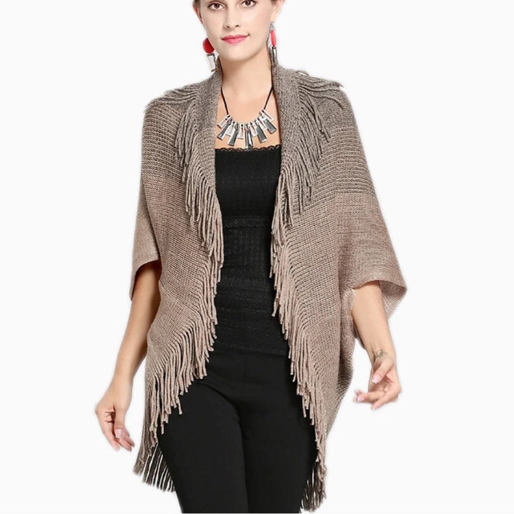 Riah Collection fringed open front poncho cardigan sweater size OS